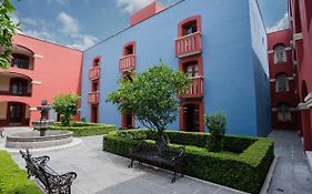 Hotel Real De Naturales